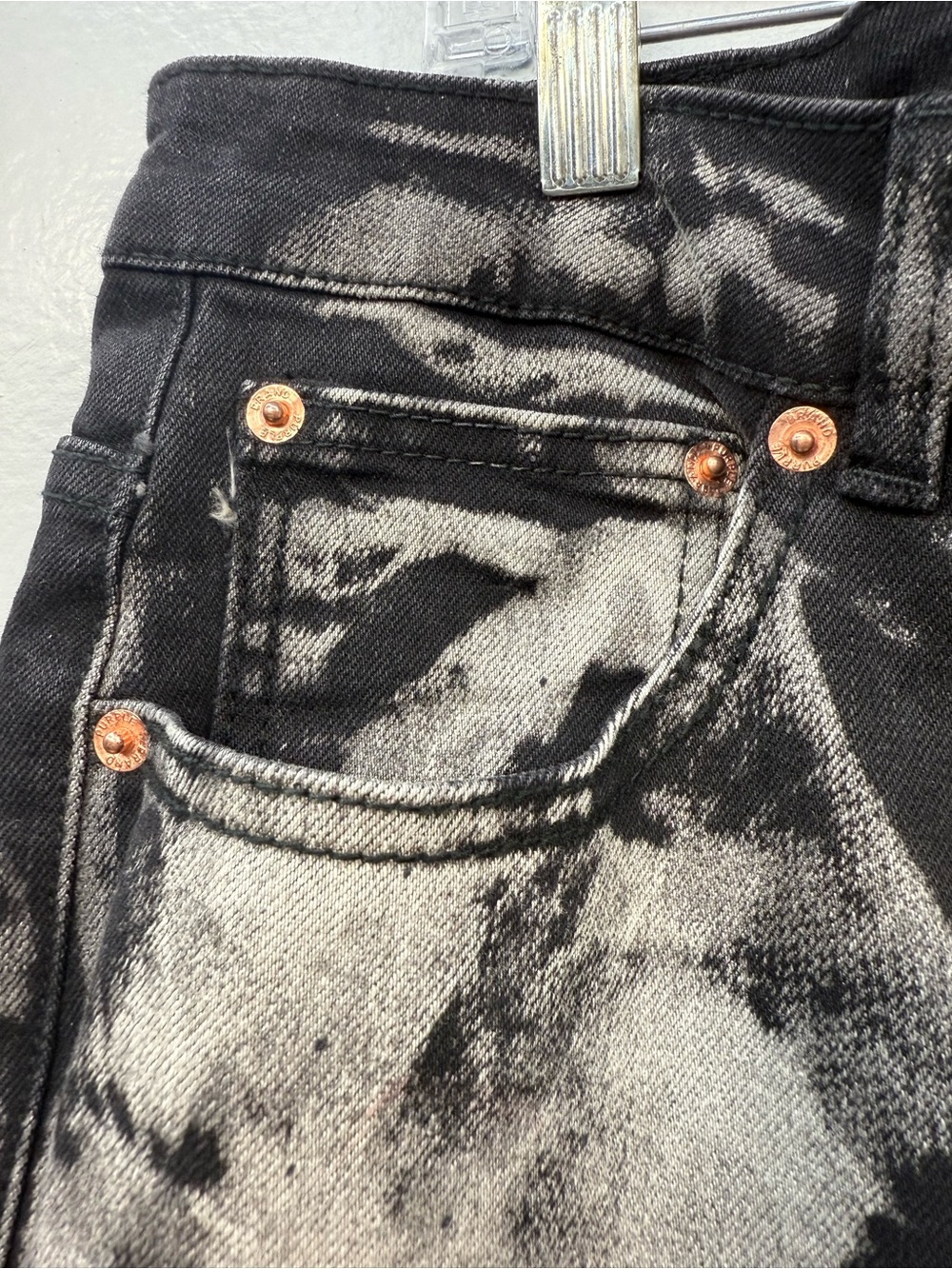 Purple Brand Jeans Men's Black & Gray Acid-Effect Bootcut Jeans - Picture 12 of 13